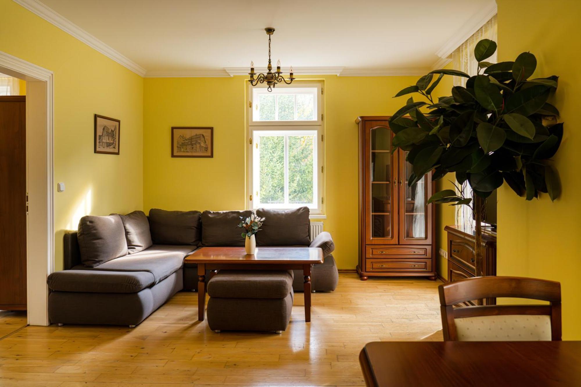 Villa Emausy Лугачовице Экстерьер фото